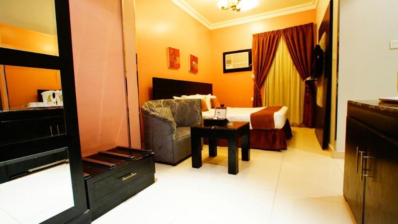 Al Muhaidib Hotel Riad Exterior foto